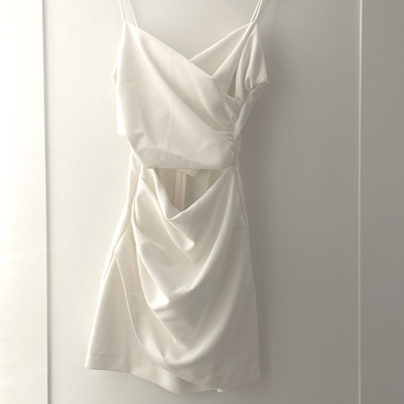 Zara Draped Cut Out Dress - Picture 4 of 5